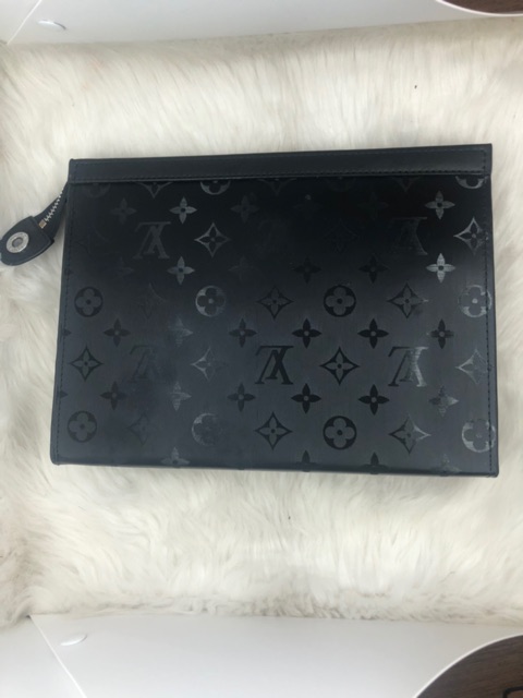 Clutch LV cầm tay Unisex  - Có video Da thật BH 1 năm | BigBuy360 - bigbuy360.vn