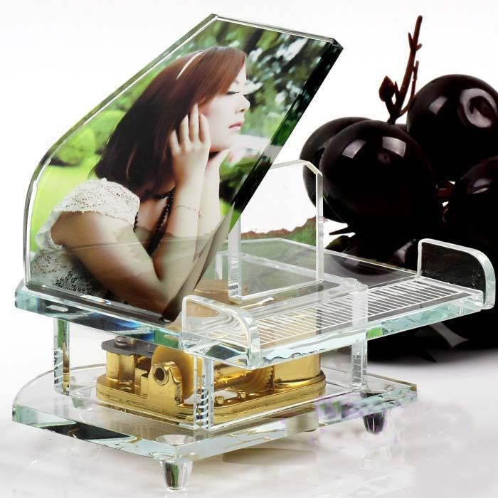 Pha lê in ảnh theo yêu cầu mô hình đàn Piano (Có nhạc)