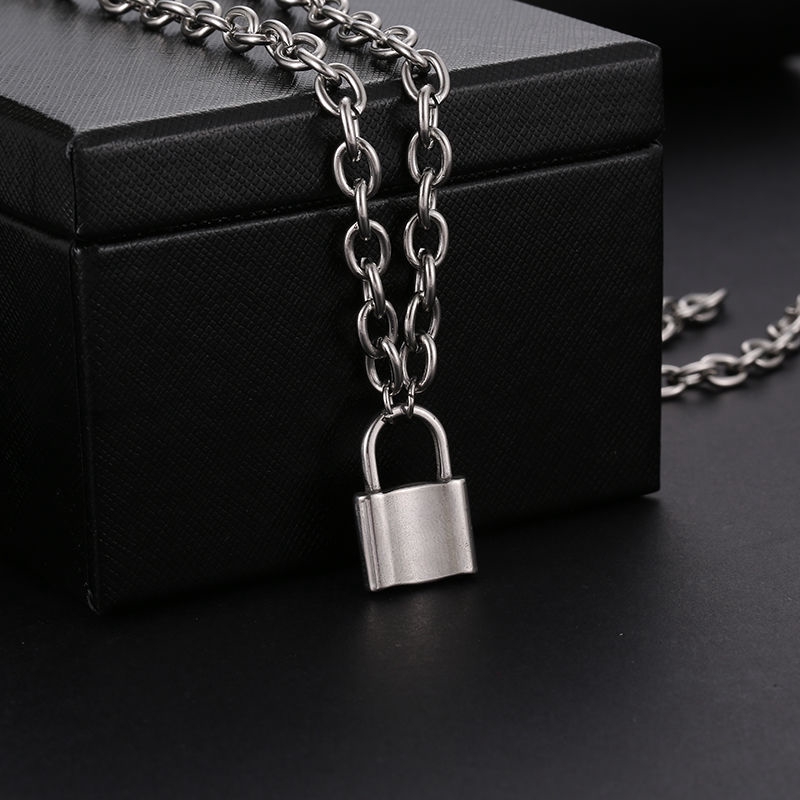 Vòng cổ mặt ổ khóa 22668 thời thượng cho nam nữ