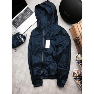 Áo khoác dù Pull and Bear