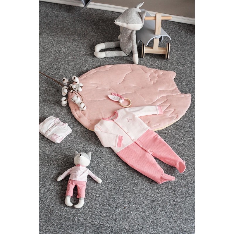 Bodysuit có tất hồng Nous