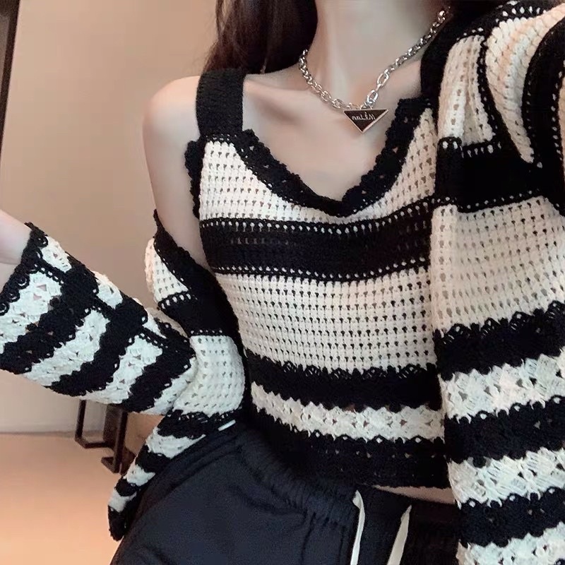 Set áo khoác len cardigan kèm áo hai dây mongtoghi siêu xinh phong cách ullzang Hàn Quốc