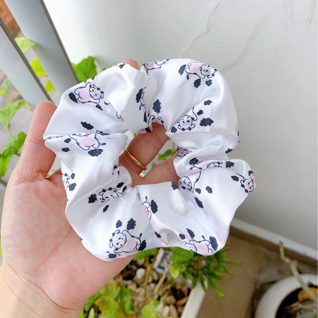 [Mã FAMARAL1 giảm 10K đơn 50K]Dây Buộc Tóc, Cột Tóc Scrunchies Doreamon, Khủng Long, Bạch Tuộc, Bò Sữa 2021