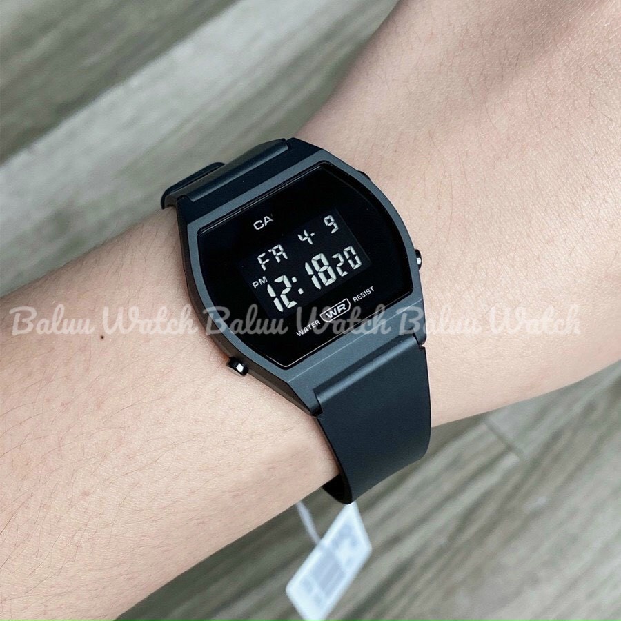 Đồng hồ thời trang nữ B640W kiểu dáng unisex năng động