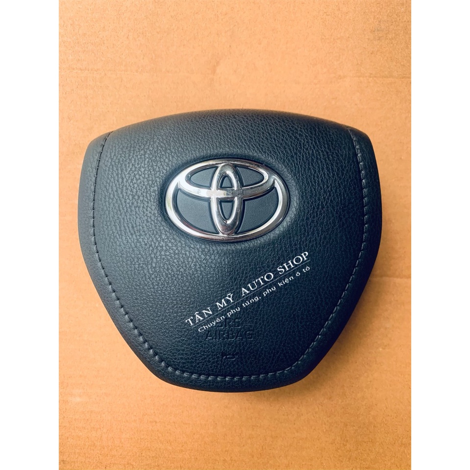 Nắp phím còi Toyota vios 2018-2021