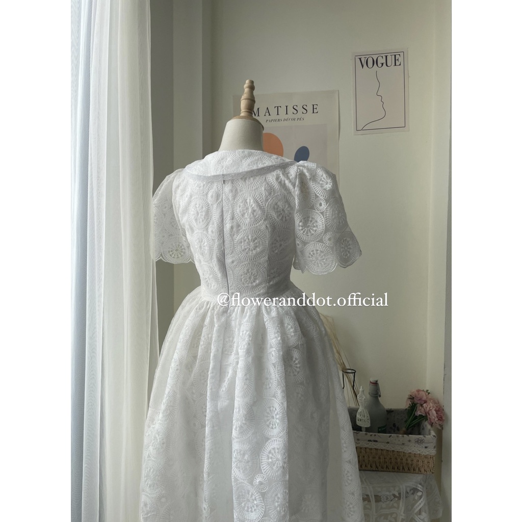 Đầm Lily of the Valley dáng maxi trắng - Flower & Dot