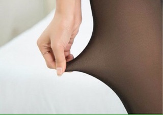 Quần tất 3D đánh lừa thị giác