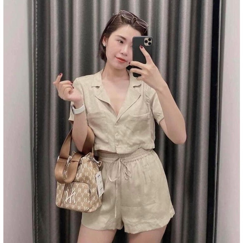 Set vest croptop short lụa màu kem xinh xắn - S08