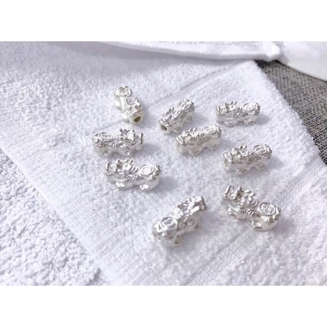 CHUYÊN SỈ  Charm Tỳ Hưu bạc cõng kim tiền hàng siêu đẹp - Bạc tốt loại 1, PH195