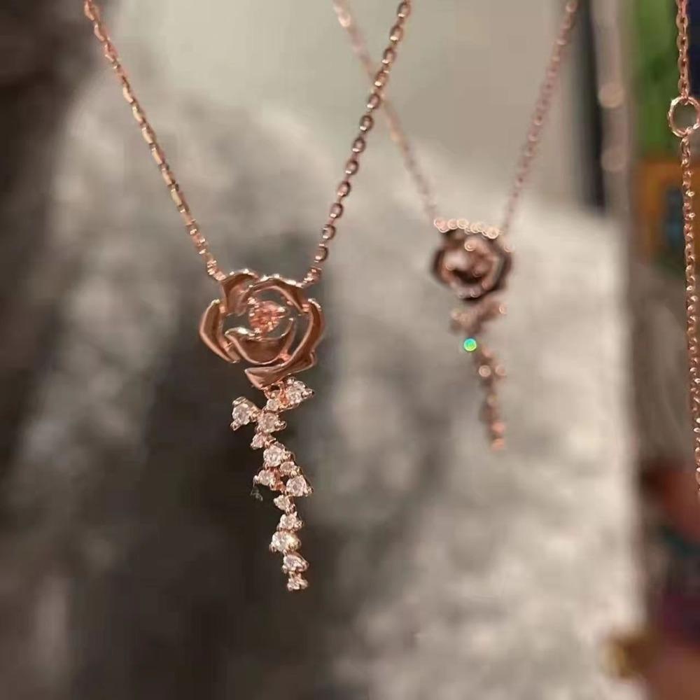 Vòng Cổ Choker Mặt Hoa Hồng Tinh Tế Thời Trang Cho Nữ