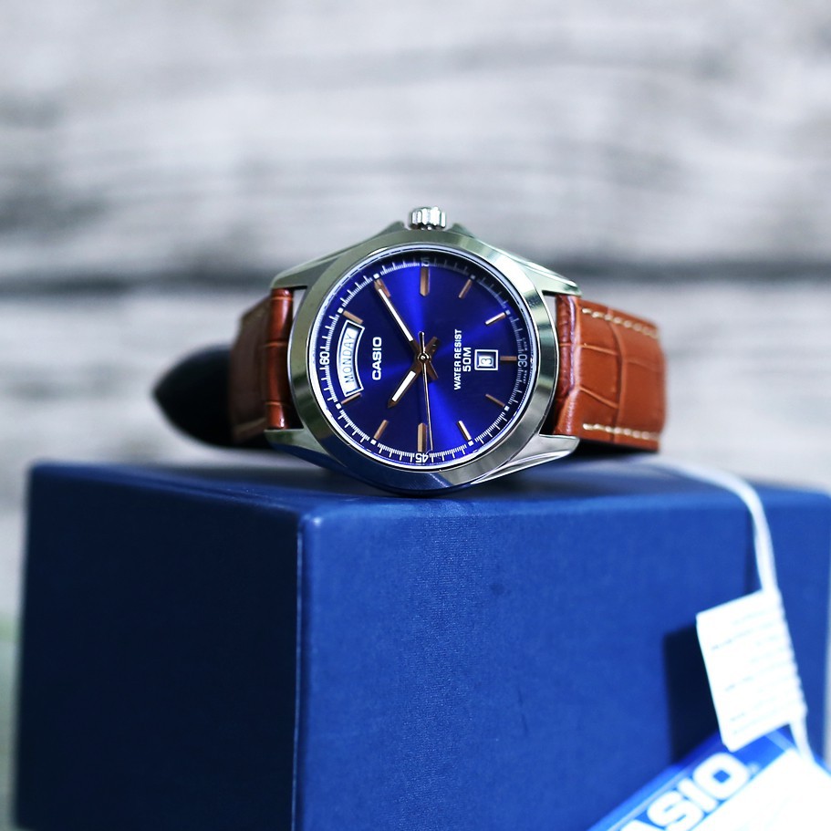 Đồng hồ nam Casio MTP-1370L-2AV Dây Da Màu Nâu - Nền Mặt Màu Xanh