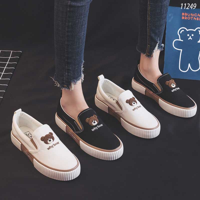 Giày lười nữ hình gấu chất liệu canvas 11249