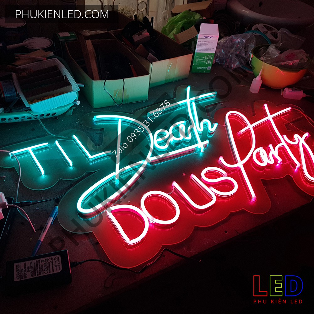 Đèn Led Neon Chữ Til Death DO US Party cực chill - Til Death LED Neon Sign - Đèn Led Neon Trang Trí