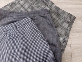 Quần váy kẻ Bershka