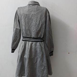 Đầm sơ mi mới tinh