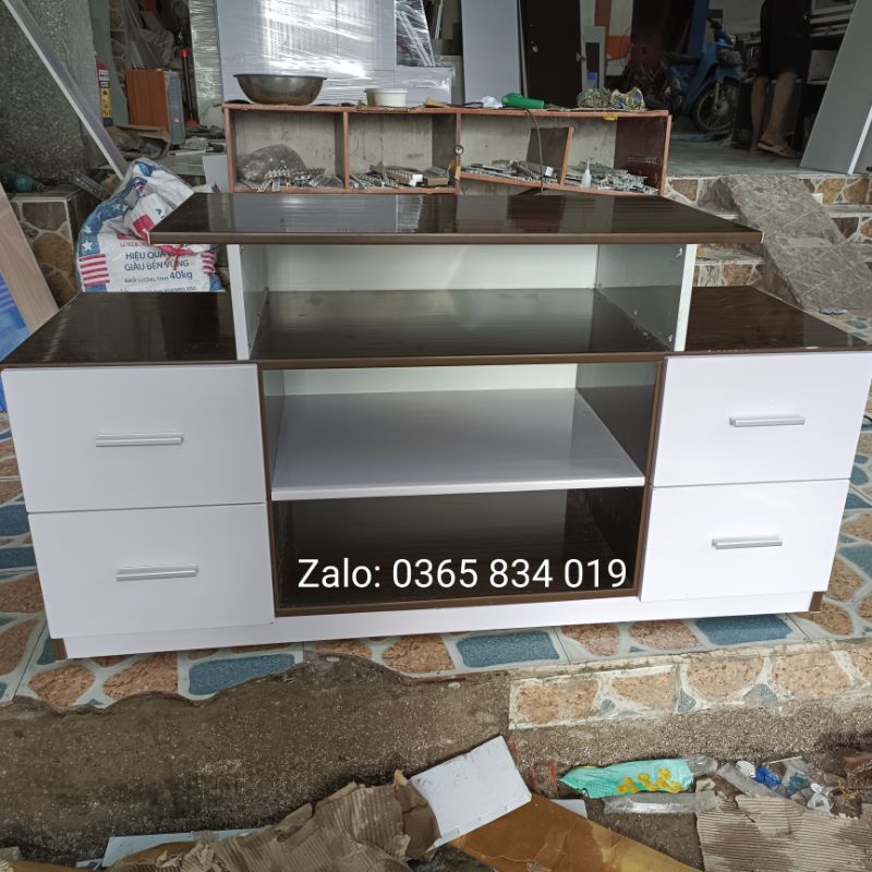 Kệ tivi ngang 1m2 cao 50 sâu 45 nhựa đài loan
