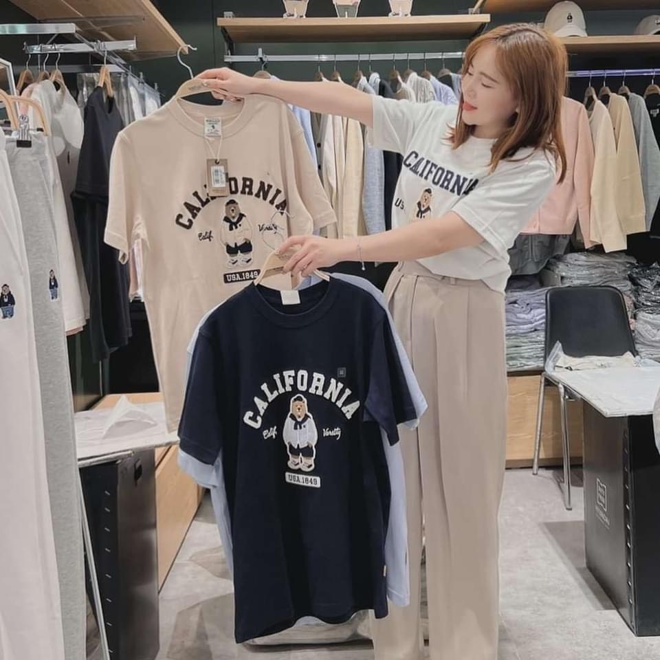 ẢNH THẬT - Áo Phông MLB Tee Who.Au SS2022 California 1849 Con Gấu VNXK - ÁO THUN HÀNG XUẤT DƯ