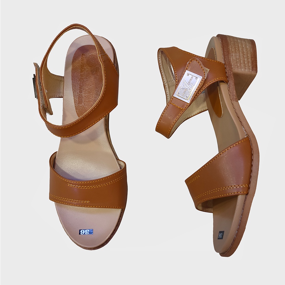 Giày Sandal nữ cao gót 4,5cm TiTi ĐÔ thời trang da bò thật cao cấp DNU2092a