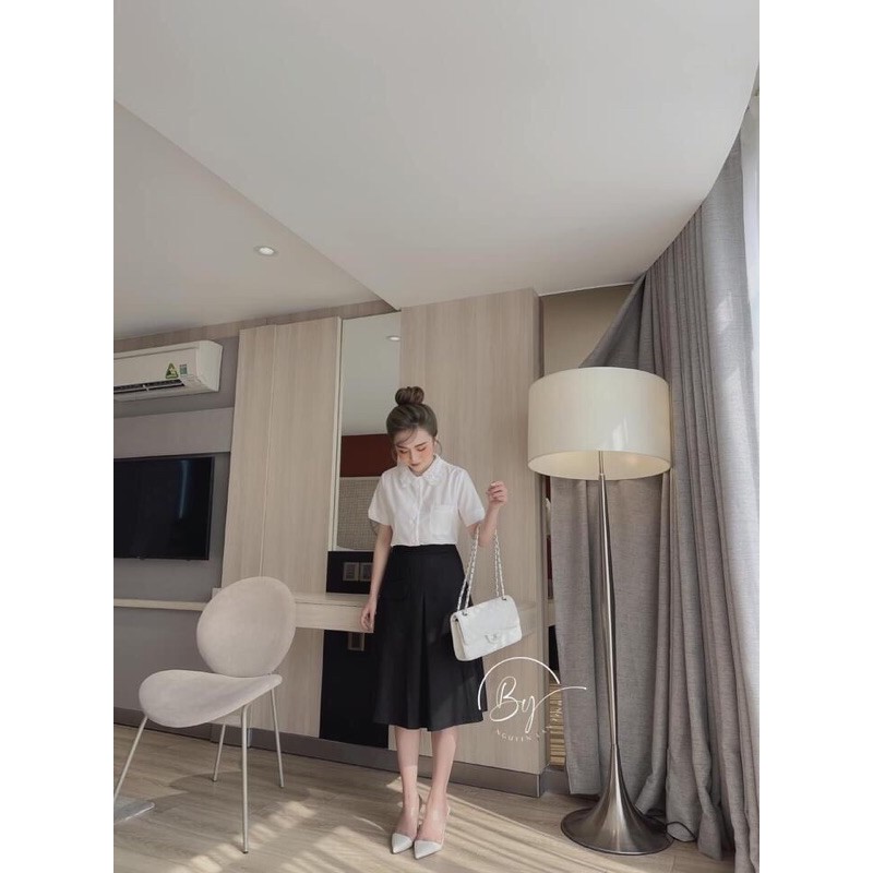 SƠ MI CỘC TAY CỔ REN TÚI NGỰC
