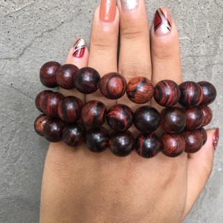 Vòng gỗ sưa lào 12li