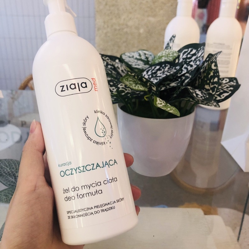 Sữa tắm viêm lỗ chân lông ZIAJA MED hỗ trợ giảm mụn lưng ngực 400ml | BigBuy360 - bigbuy360.vn