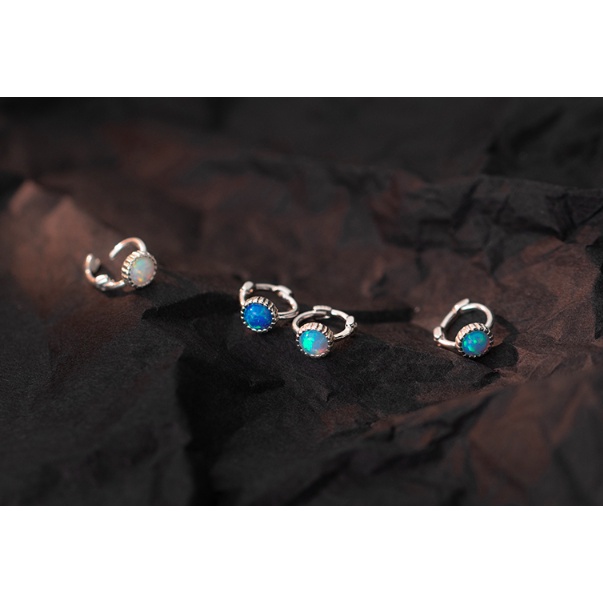 Khuyên Tai Bạc Tròn Đá Moonstone Lấp Lánh Mini Đeo Vành Tai - XANH BẠC