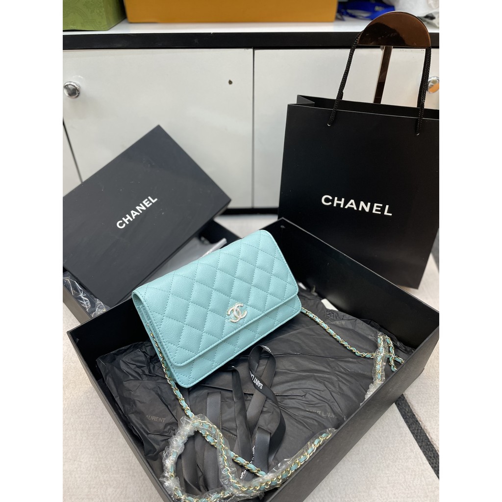 Túi Woc da hạt nhũ màu xanh size 20cm full box