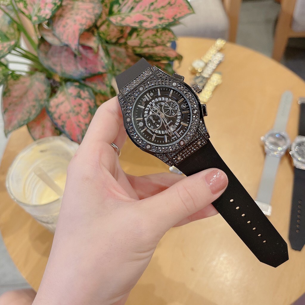 Đồng hồ Nam nữ Hublot mặt đính đá dây cao su hương thơm vani BH 12 tháng | BigBuy360 - bigbuy360.vn