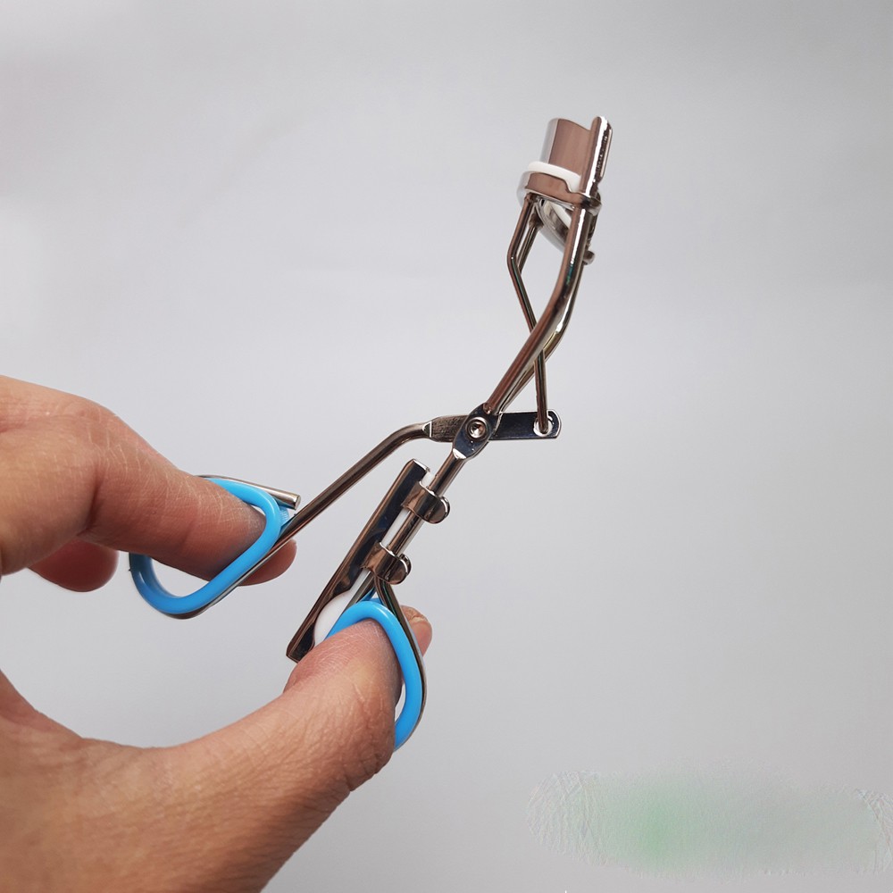 Bấm mi cong inox Seria của Nhật Bản, chất liệu an toàn