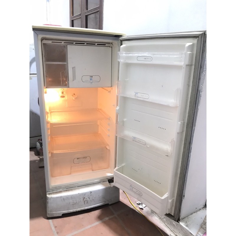 Tủ lạnh Sharp 150 lít