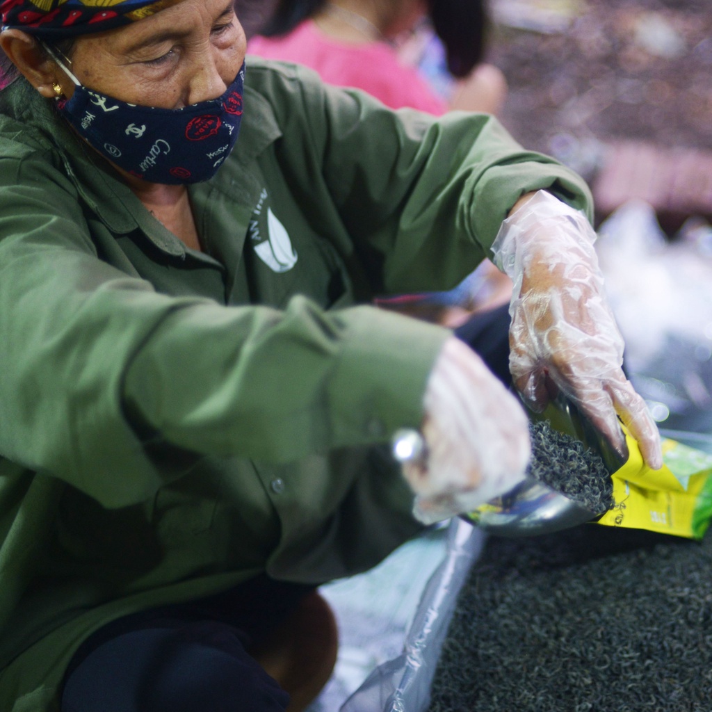 Trà búp loại 1 An Thái tiêu chuẩn VietGap thơm ngon - Trà Thái Nguyên hút chân không gói 200g dùng ở cơ quan ban ngành | BigBuy360 - bigbuy360.vn