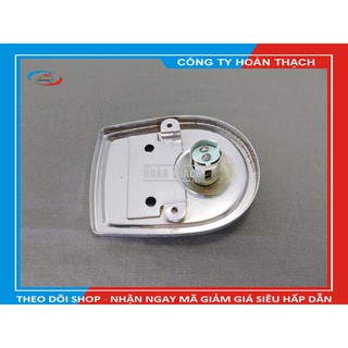 ĐẾ ĐÈN HẬU XE MÁY CUB 81-50CC