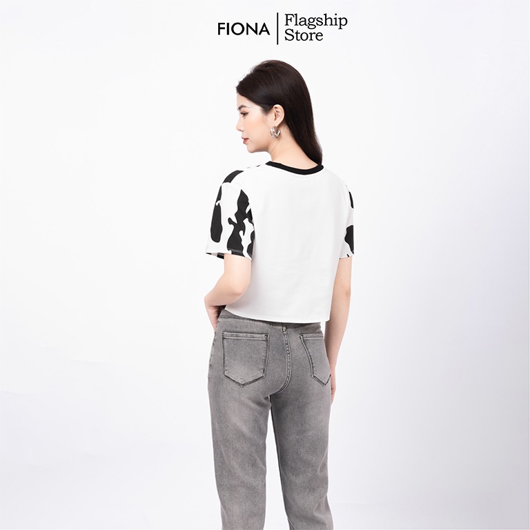 Áo thun nữ, croptop dáng suông cổ tròn họa tiết bò sữa - F521179 [FIONA]