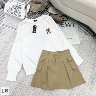 Set áo chân váy xếp ly