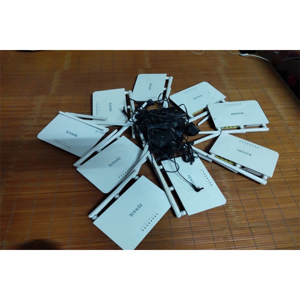 Wifi tenda F3 3 râu sử dụng tốt, phát sóng và kích sóng ổn định