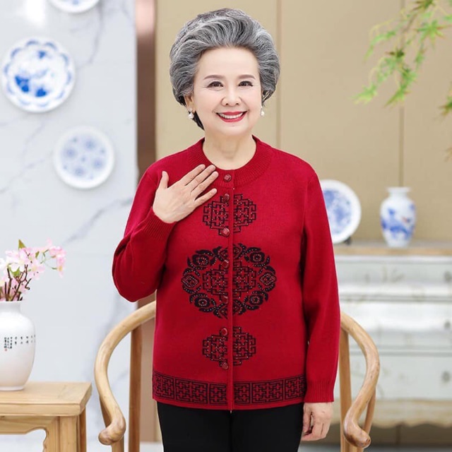 Áo len cho bà