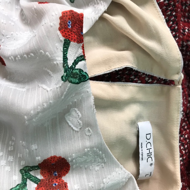 Thanh lý váy Dchic size L