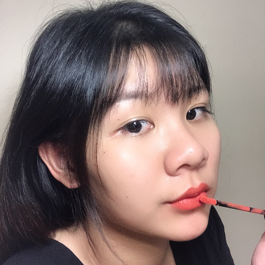 Son Kem Dưỡng Ẩm Mềm Mượt Mịn Nhẹ Môi Hàn Quốc - Son Lì Lâu Trôi Chính Hãng Sweet Glam Velvet Tint , Màu Hồng Đất