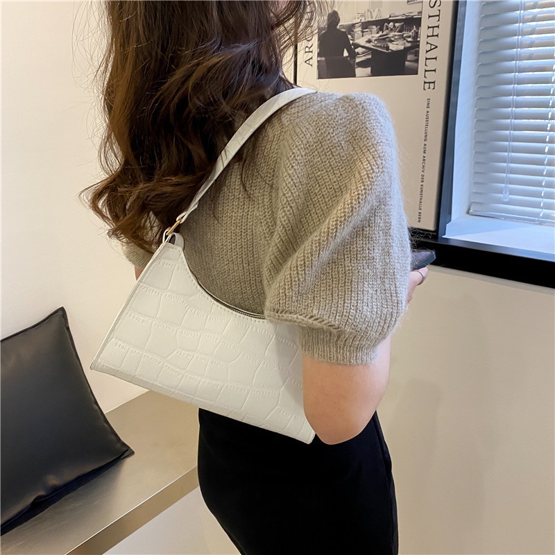 Túi Đeo Vai Hình Vuông Mềm Mại Màu Trơn Thiết Kế Đơn Giản Thời Trang 2022 Cho Nữ