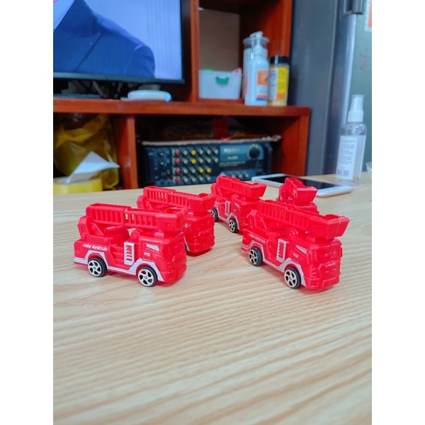 Đồ Chơi Xe Oto Mini Bánh Đà Cho Bé