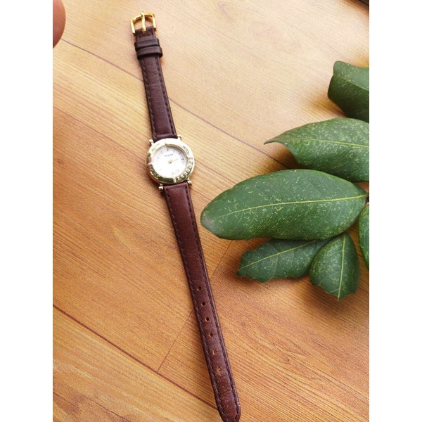 Đồng hồ nữ giá rẻ thương hiệu Renoma - Pháp