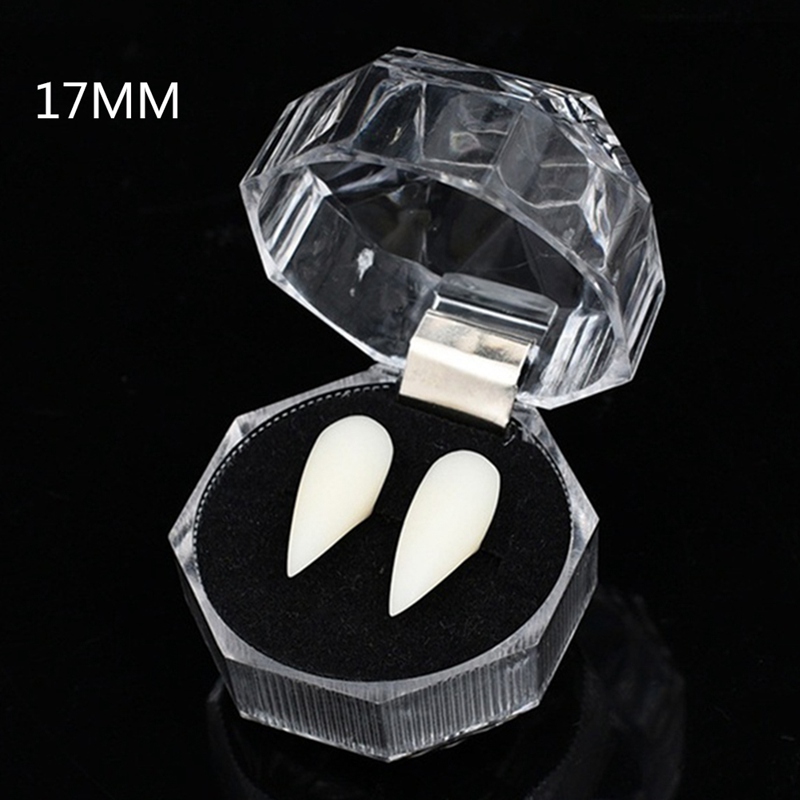 Phụ kiện răng nanh giả hóa trang ma cà rồng nhân dịp Halloween