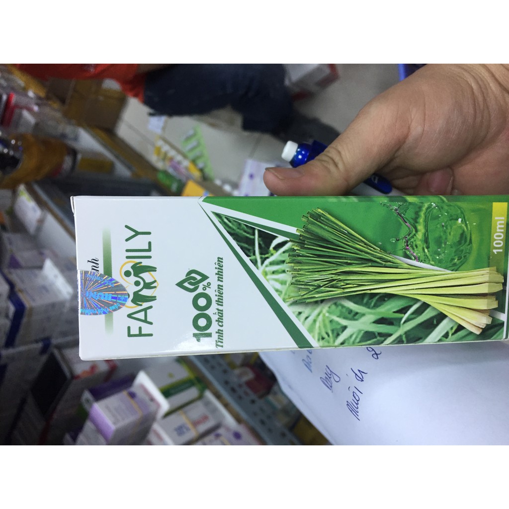 Tinh dầu SẢ CHANH FAMILY 100ML đuổi muỗi và côn trùng