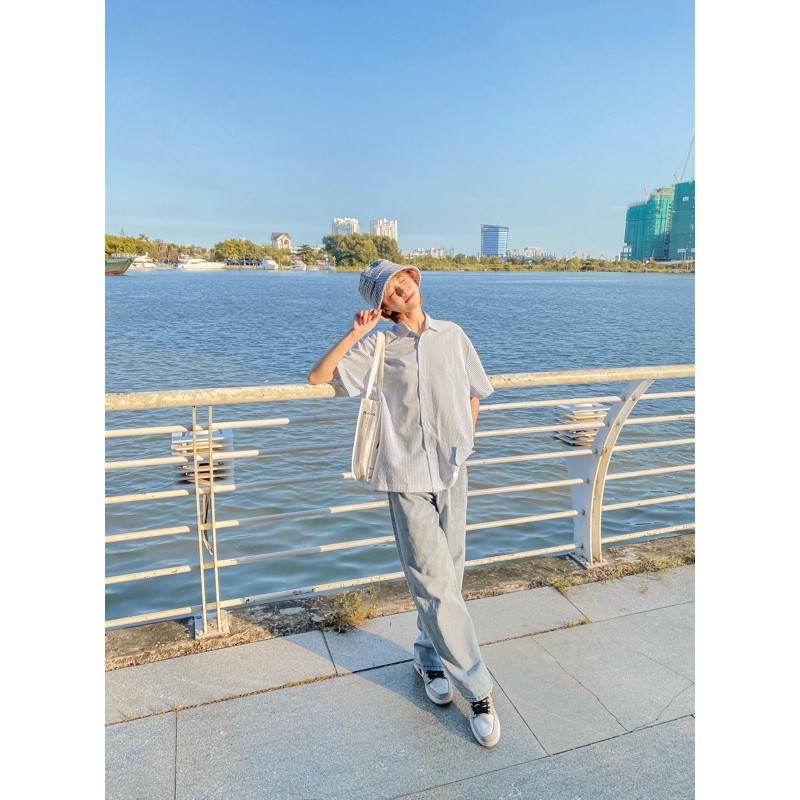 Áo sơ mi Stripe Pocket shirt - chi tiết thêu