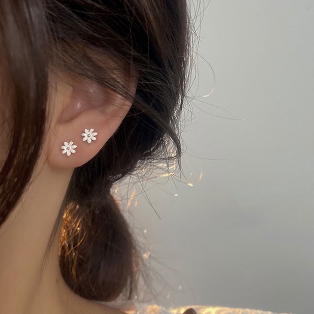 Bông tai bạc ý 925 hoa 7 cánh bạc nguyên chất không dị ứng