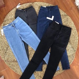 Quần jeans topshop 4 màu sale 250k còn #159k
