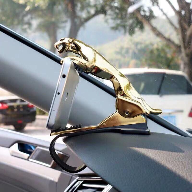 Kẹp giá đỡ điện thoại xe hơi gắn trên taplo hình con báo vừa trang trí vừa dễ dàng thao tác trên điện thoại khi lái xe