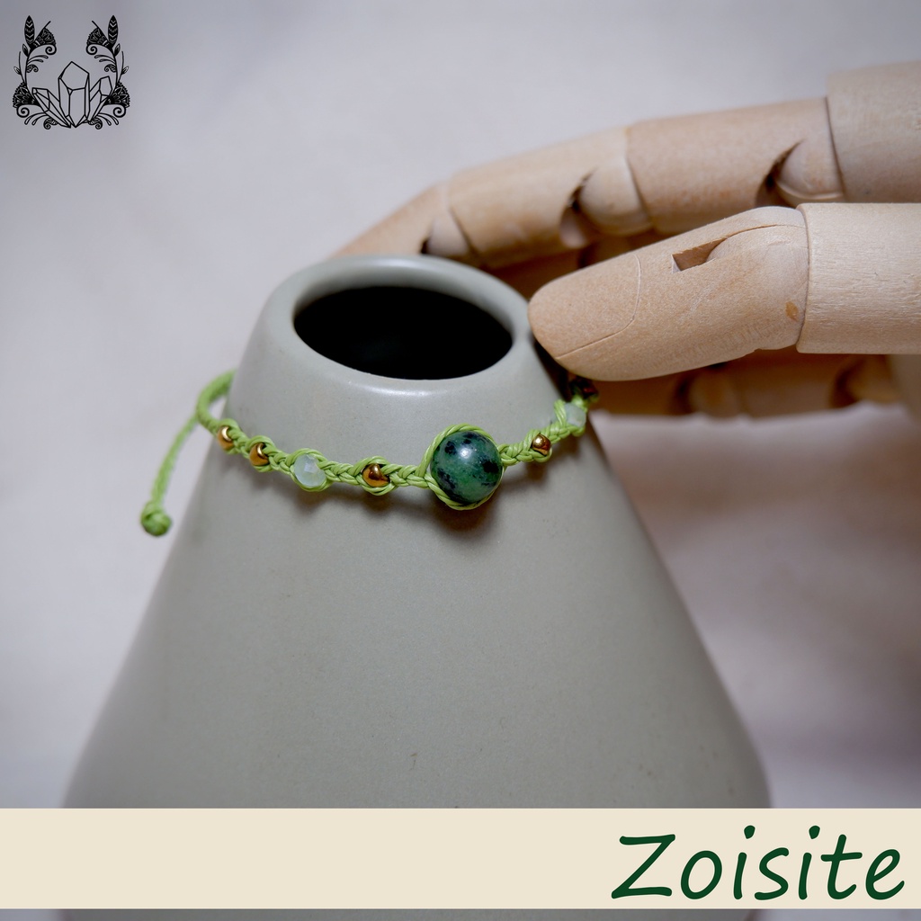 GREENLINE  Vòng tay tông xanh lá dễ thương, handmade, thắt dây , thủ công