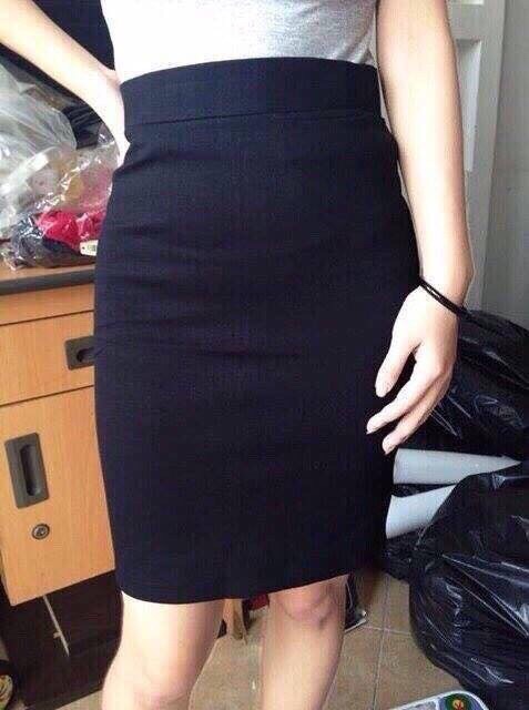 Chân váy bút chì công sở xẻ sau cho nữ | BigBuy360 - bigbuy360.vn