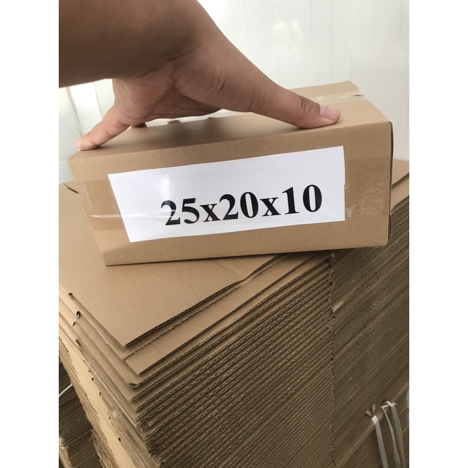 Thùng hộp carton bìa giấy đóng gói hàng kích thước 25x20x10 giá tốt tại xưởng - Miễn ship đơn 250K